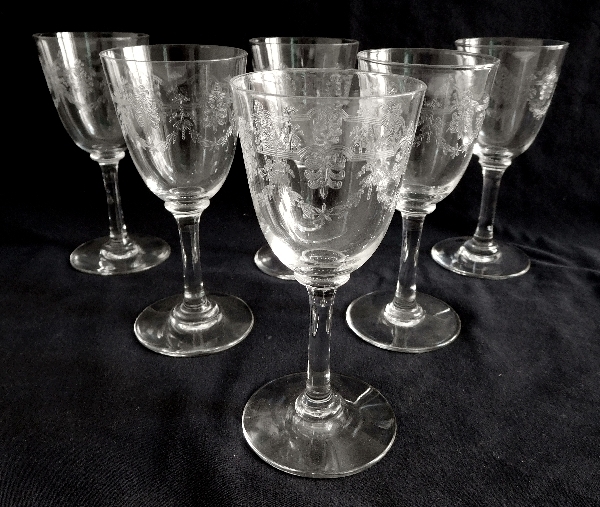 Baccarat crystal wine glass, Beauharnais pattern - 13.3cm