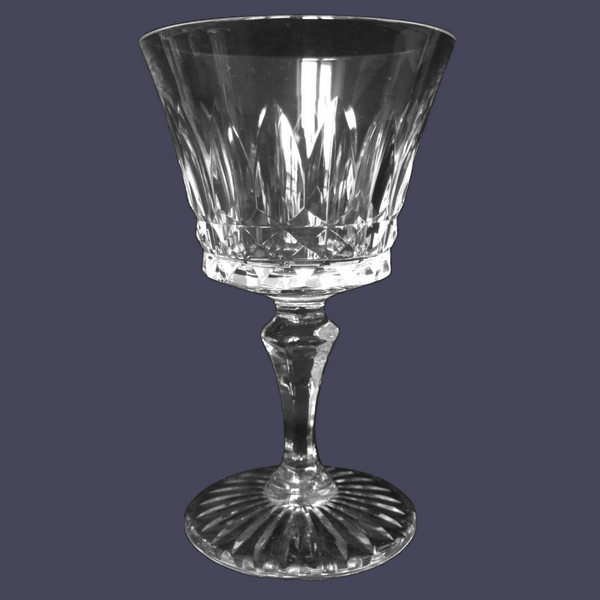 Baccarat crystal wine glass, Buckingham pattern - signed - 13,3cm