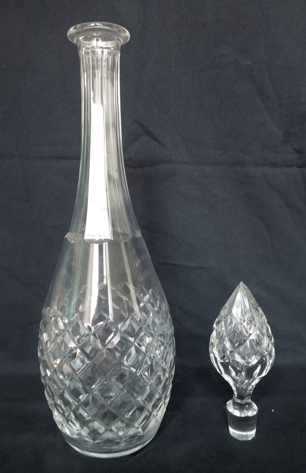 Baccarat wine decanter, Burgos pattern - signed