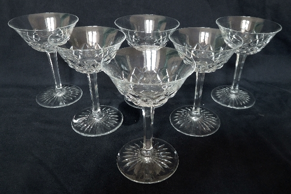 Coupe à champagne en cristal de Baccarat, modèle Burgos - signé