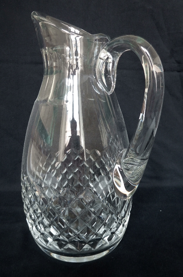 Carafe à eau / pichet / broc en cristal de Baccarat, modèle Burgos - signée