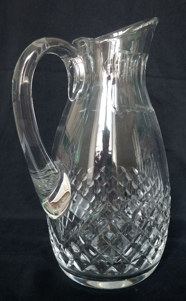 Carafe à eau / pichet / broc en cristal de Baccarat, modèle Burgos - signée