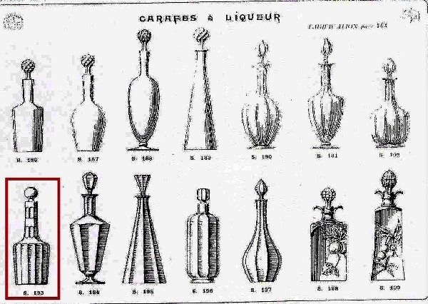 Carafe à liqueur en cristal de Baccarat, modèle Cannelures réhaussé de filets or