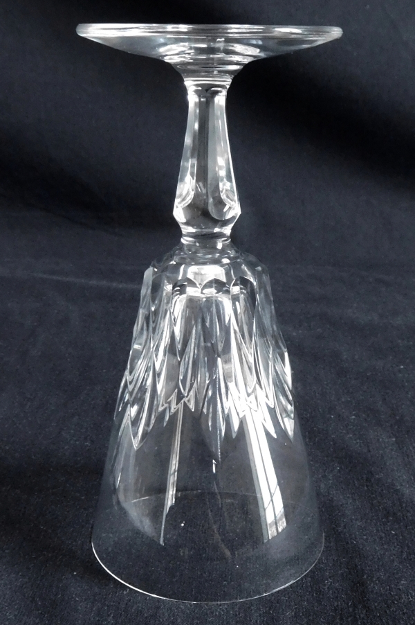 Verre à eau en cristal de Baccarat, modèle Carcassonne - signé - 14,5cm