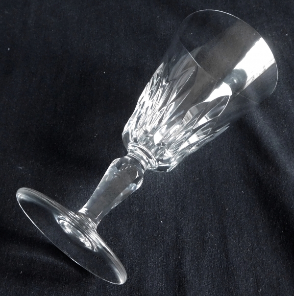 Baccarat crystal water glass, Carcassonne pattern - signe - 14.5cm