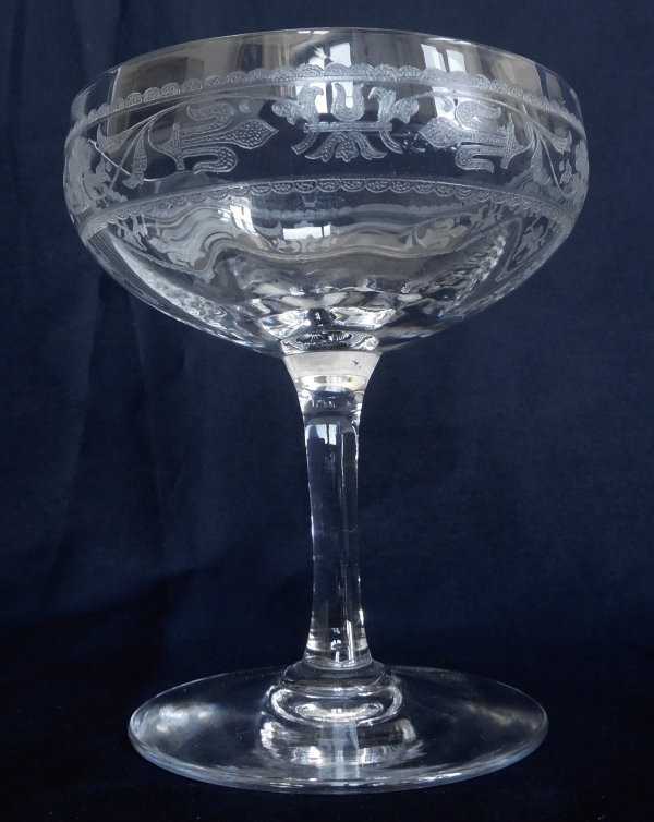 Baccarat crystal champagne glass, Chablis pattern, Renaissance style engraved with fleur de lys