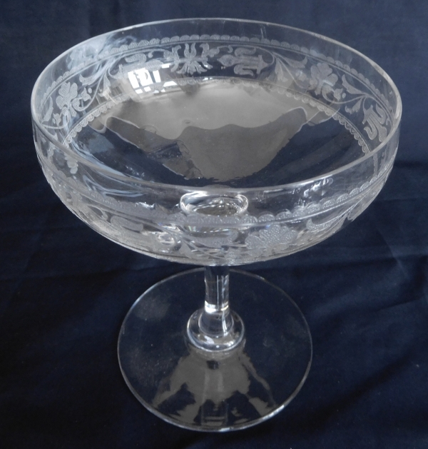 Baccarat crystal champagne glass, Chablis pattern, Renaissance style engraved with fleur de lys