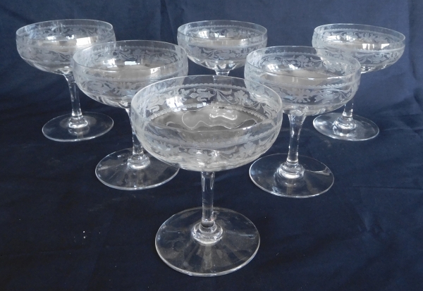Baccarat crystal champagne glass, Chablis pattern, Renaissance style engraved with fleur de lys