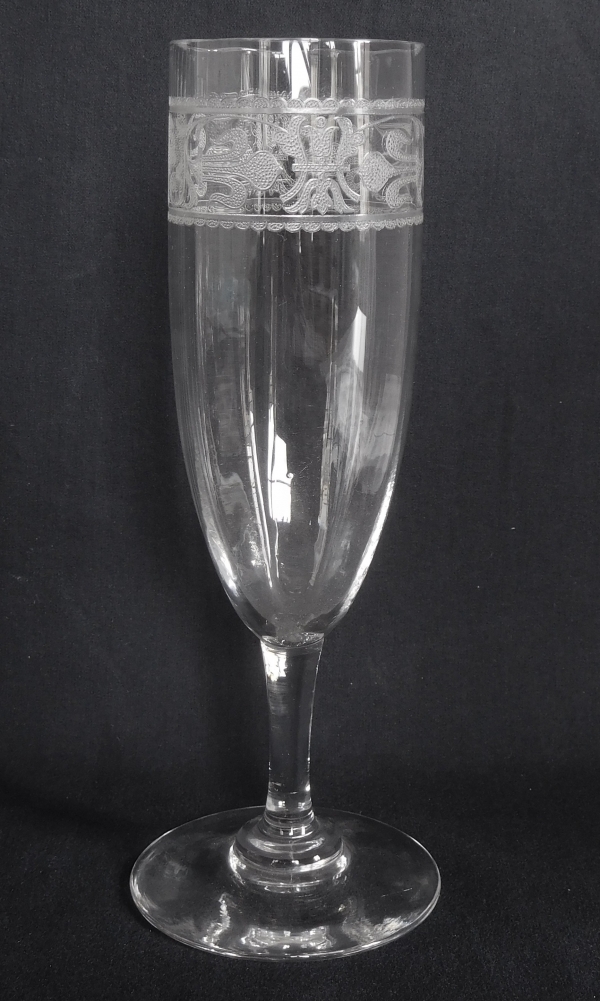 Baccarat crystal champagne flute / glass, Chablis pattern, Renaissance style engraved with fleur de lys - 16.1cm