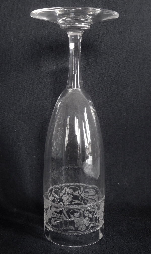 Baccarat crystal champagne flute / glass, Chablis pattern, Renaissance style engraved with fleur de lys - 16.1cm