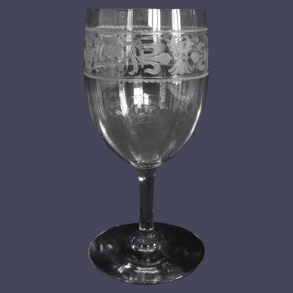 Baccarat crystal port glass, Chablis pattern, Renaissance style engraved with fleur de lys - 10.9cm