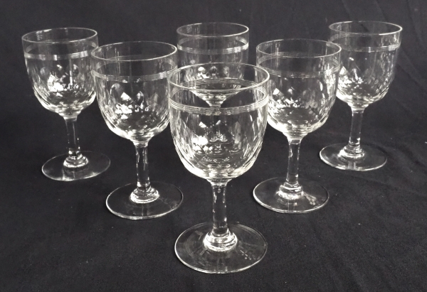 Baccarat crystal wine glass, Chauny pattern - 12.3cm