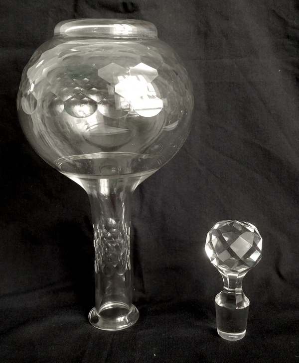 Carafe à eau en cristal de Baccarat, modèle Chauny jambe balustre applati - 30,5cm