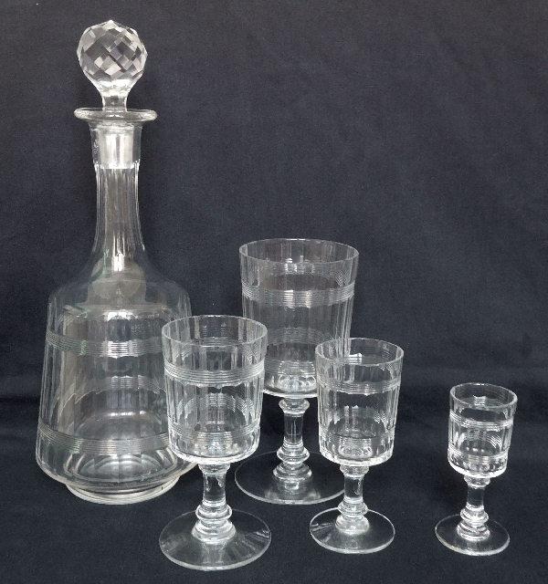 Verre à liqueur en cristal de Baccarat, modèle proche de Chicago à double filet - 8,5cm