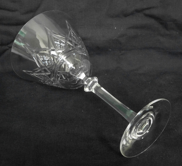 Grand verre à eau / bière en cristal de Baccarat, modèle Louvois (taille inspirée du modèle Colbert) - 17cm - signé