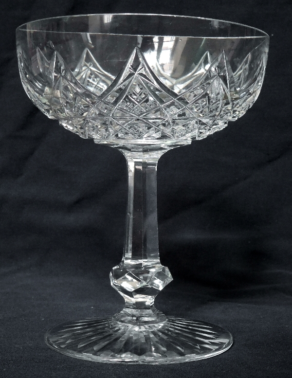 Coupe en cristal de Baccarat, modèle Colbert