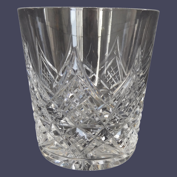 Verre à whisky en cristal de Baccarat, modèle Colbert - signé - 9,4cm