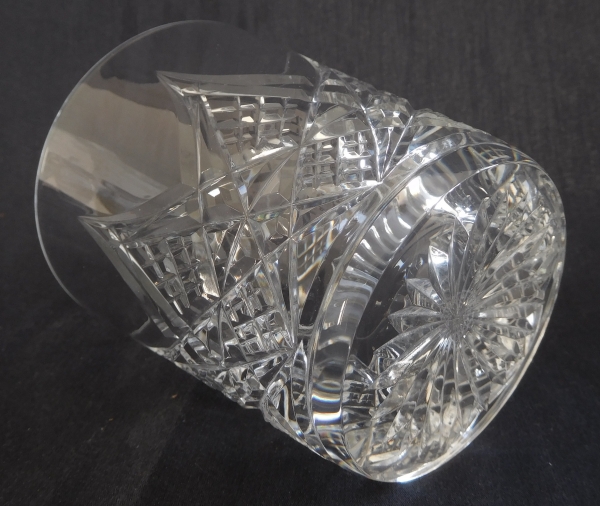 Verre à whisky en cristal de Baccarat, modèle Colbert - signé - 9,4cm