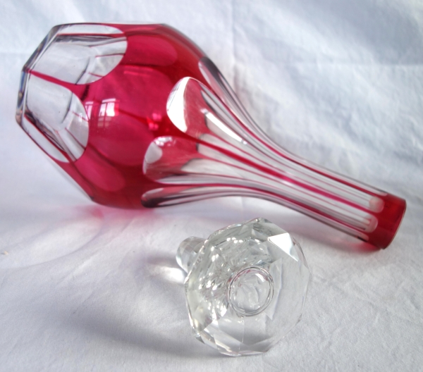 Baccarat crystal bottle / decanter, pink overlay crystal, Compiegne pattern / Malmaison pattern