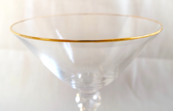 Coupe à champagne en cristal de Baccarat forme 8469 dorée