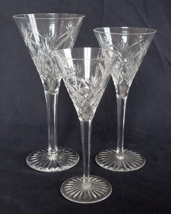 Verre à vin blanc ou porto en cristal de Baccarat, modèle conique taille 10834 - 17,1cm