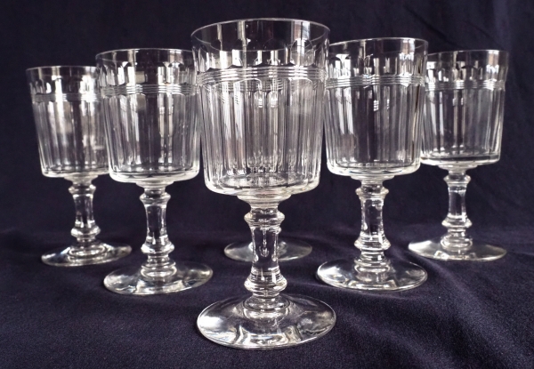 Baccarat crystal wine or port glass, cut crystal, Chicago pattern variant - 10,9cm
