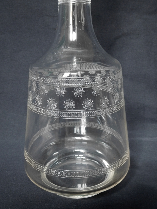 Baccarat crystal wine decanter - stars engraved pattern 4770 - 28.5cm