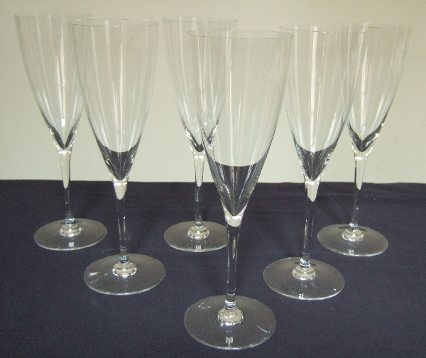 Baccarat crystal wine glass, Dom Perignon pattern - 18.6cm - signed