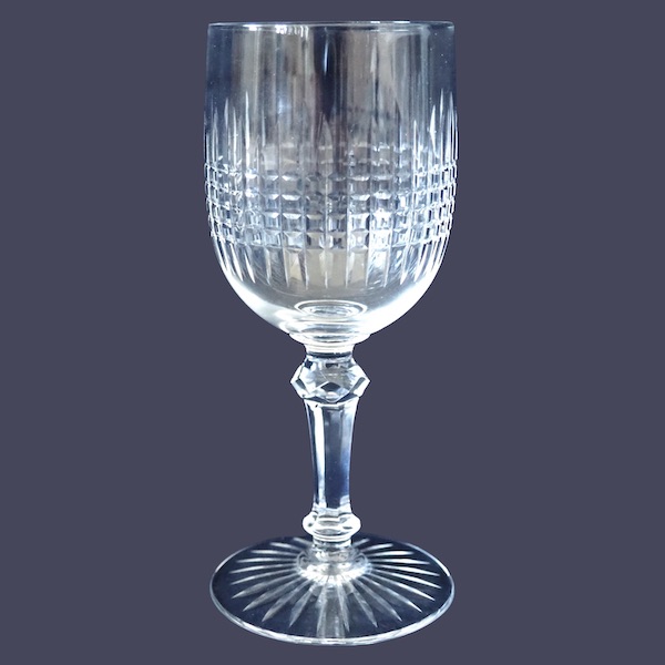 Baccarat crystal wine glass, Dombasle pattern - 13.5cm