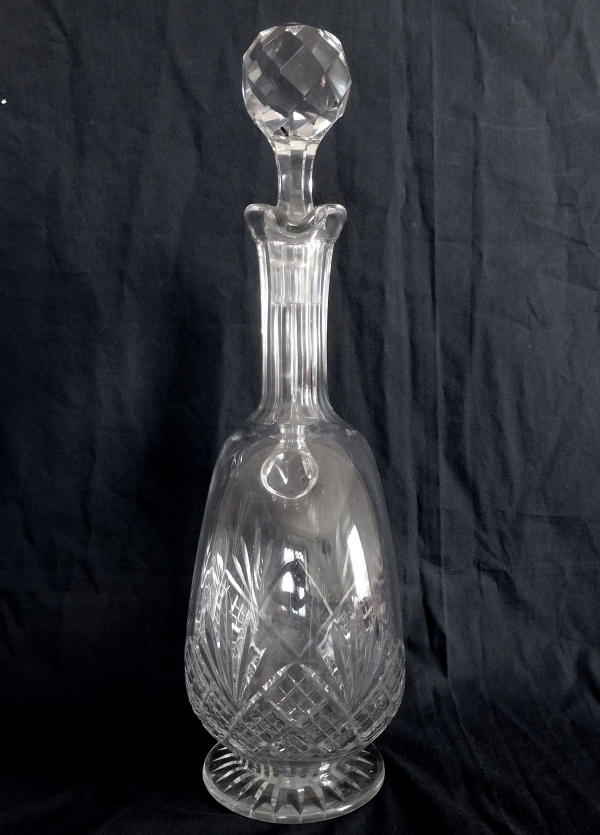 Grande aiguière à magnum en cristal de Baccarat taillé - modèle Douai