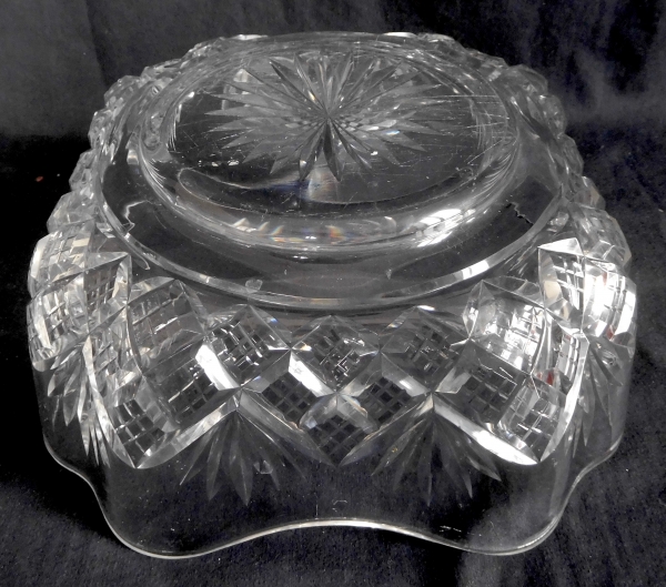 Large Baccarat crystal salad bowl, Douai pattern