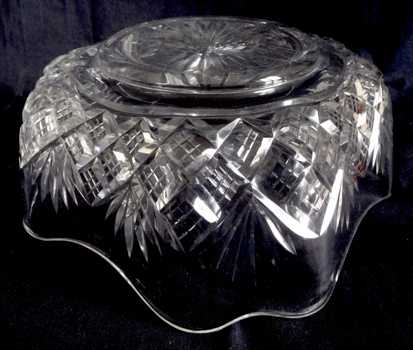 Large Baccarat crystal salad bowl, Douai pattern
