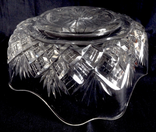 Large Baccarat crystal salad bowl, Douai pattern