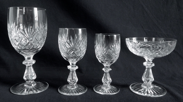 Baccarat crystal champagne glass, Douai pattern sophisticated variant