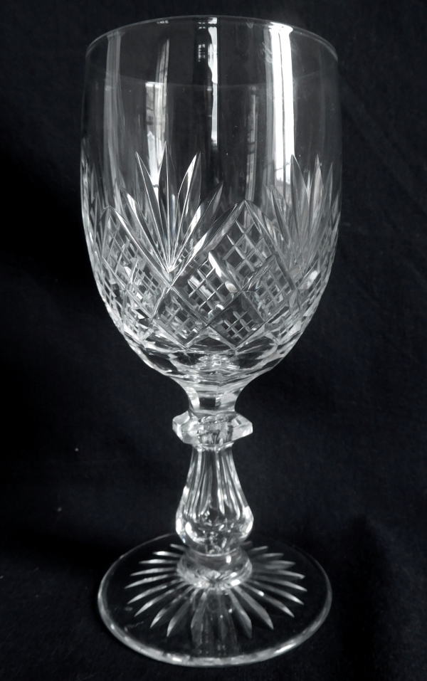 Baccarat crystal wine glass, Douai pattern sophisticated variant - 12.5cm