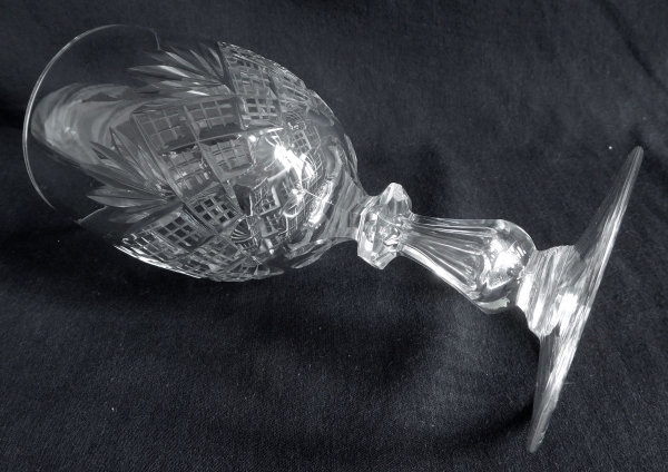 Verre à eau en cristal de Baccarat, luxueuse variante du modèle Douai - 16,4cm