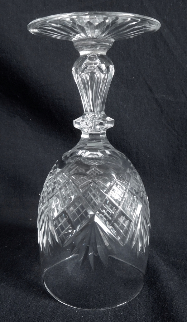 Baccarat crystal wine glass, Douai pattern sophisticated variant - 12.5cm