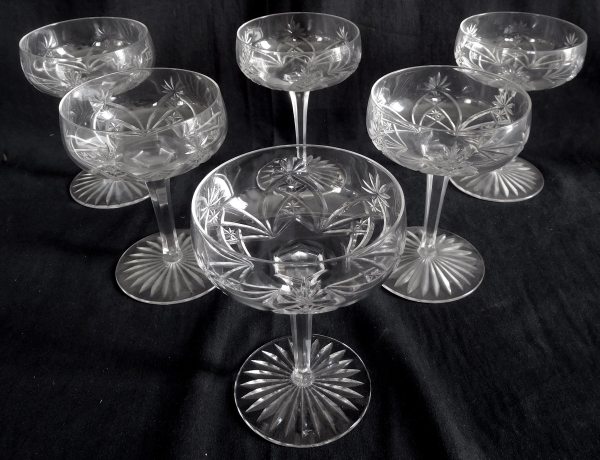 Coupe à champagne en cristal de Baccarat, modèle forme 9232 taille 9255 du catalogue de 1916