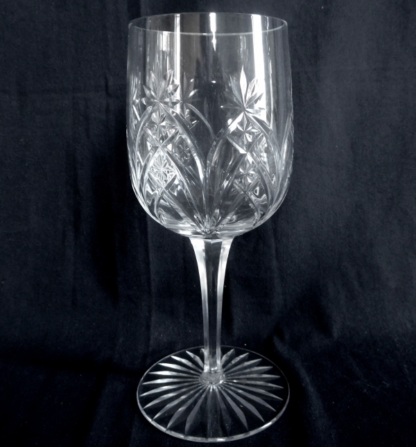 Verre à vin en cristal de Baccarat, modèle forme 9232 taille 9255 du catalogue de 1916 - 14,1cm