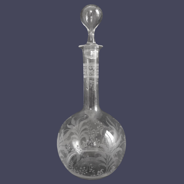 Baccarat crystal wine decanter, Fougeres pattern - 30,5cm