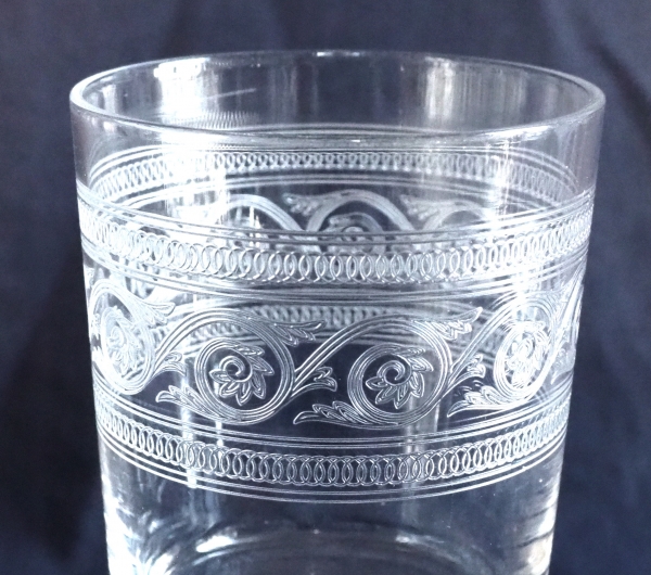 Baccarat crystal water glass - engraved Athenian pattern - 15cm