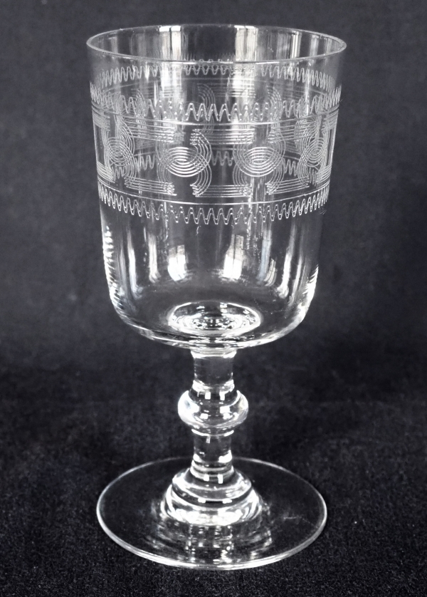 Baccarat crystal wine glass, engraved crystal pattern 3458 - 11.3cm