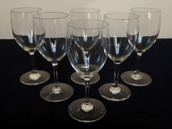 Grand verre à vin en cristal de Baccarat, modèle Haut-Brion - signé - 15cm