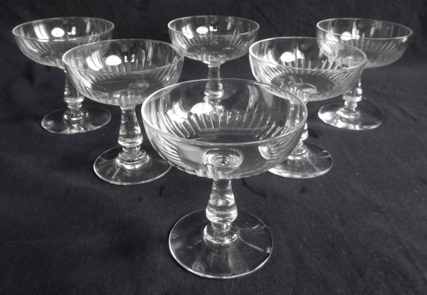 Coupe à champagne en cristal de Baccarat, modèle Jeux d'Orgues