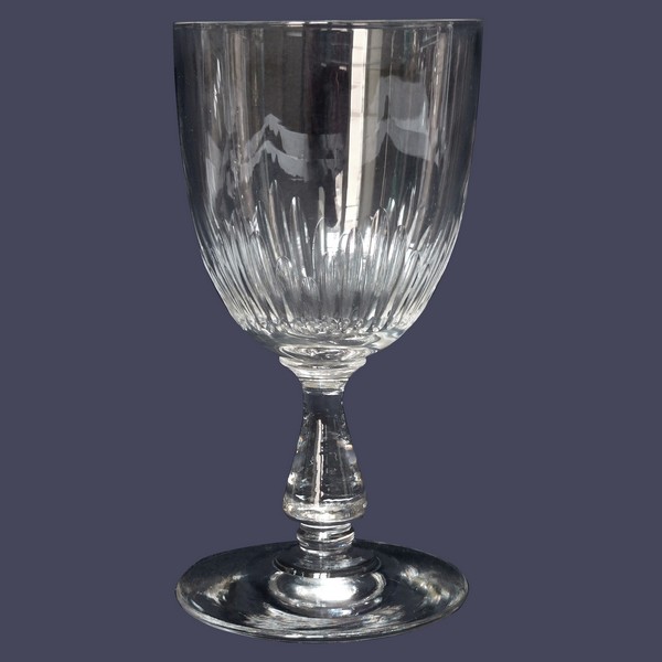 Verre à vin en cristal de Baccarat, modèle Jeux d'Orgues de côtes creuses - 12,2cm
