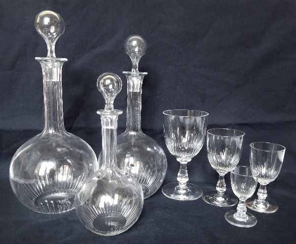 Verre à vin en cristal de Baccarat, modèle Jeux d'Orgues de côtes creuses - 12,2cm