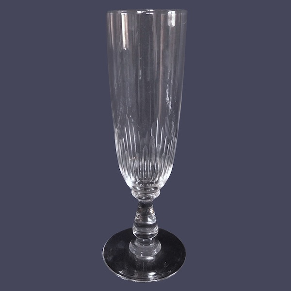 Flûte à champagne en cristal de Baccarat, modèle Jeux d'Orgues de côtes creuses