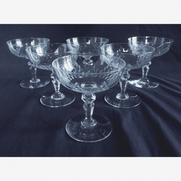 Baccarat crystal champagne glass, jeux d'orgues de biseaux pattern, 55 shape