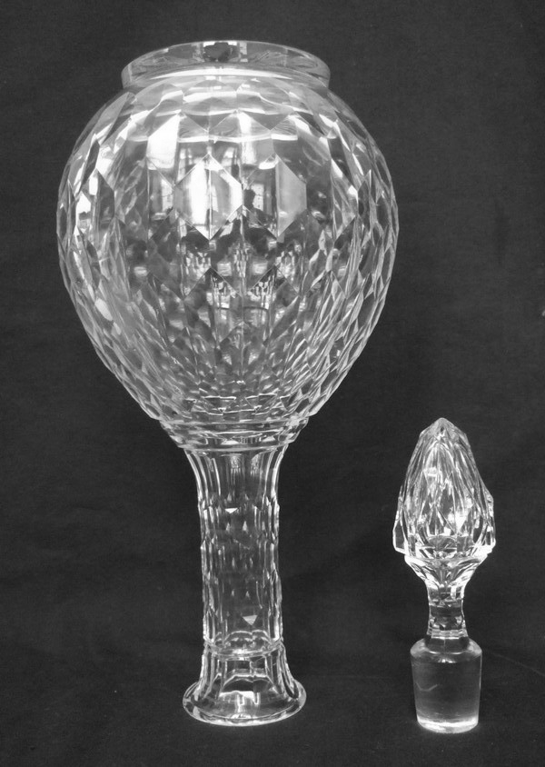 Carafe en cristal de Baccarat, modèle Juvisy (service officiel de l'Elysée)