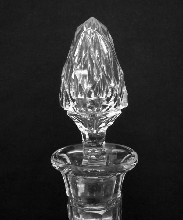 Carafe en cristal de Baccarat, modèle Juvisy (service officiel de l'Elysée)